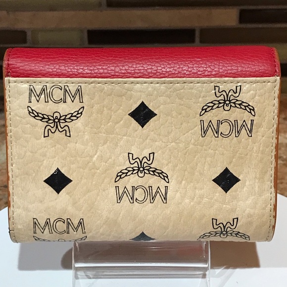 MCM Visettos Signature Leather Wallet πβ€οΈπ₯ - Picture 9 of 17